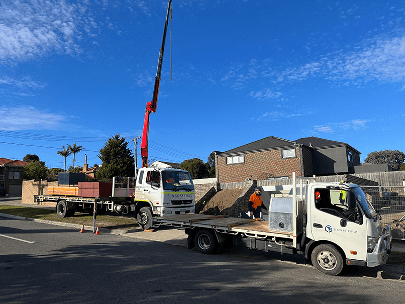 CRANE TRUCK HIRE