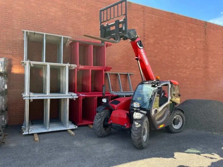 TELEHANDLER HIRE-3